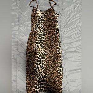 Leopard midi